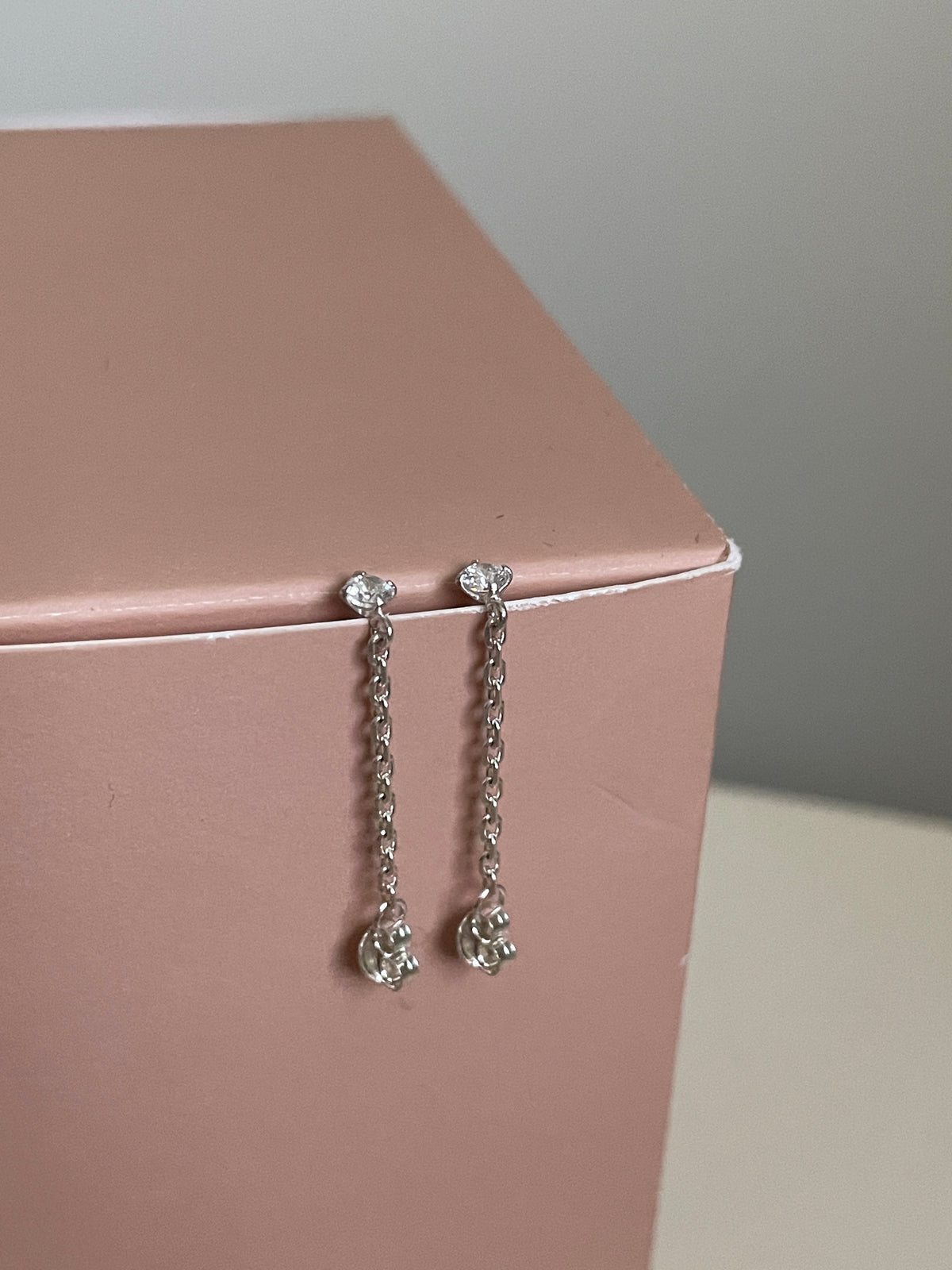 (925 silver) Silver chain earring