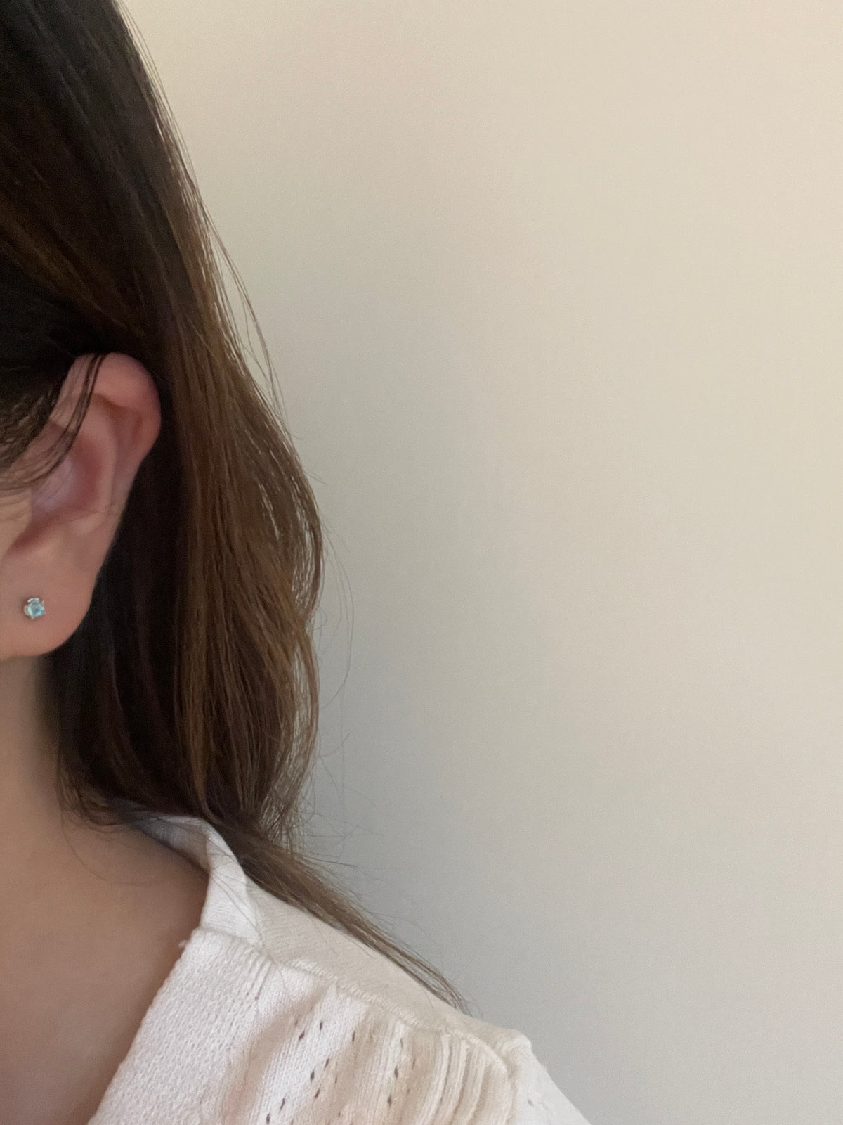 Little stone piercing