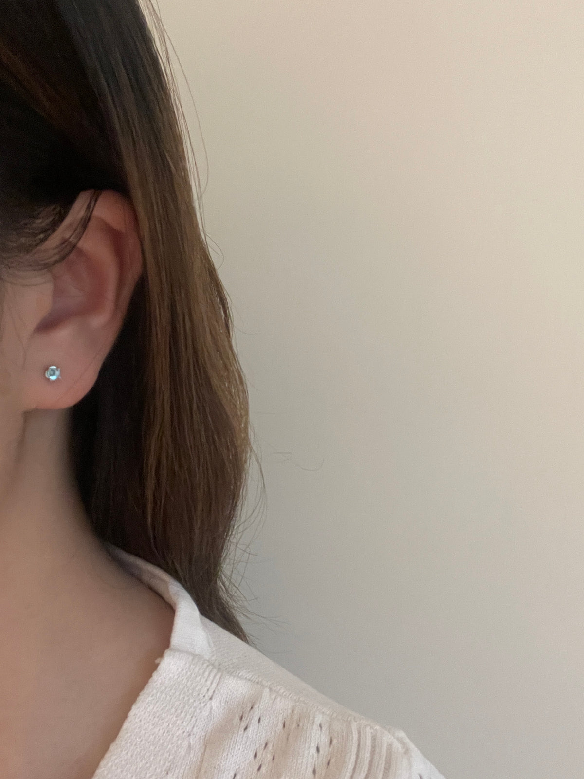 Little stone piercing